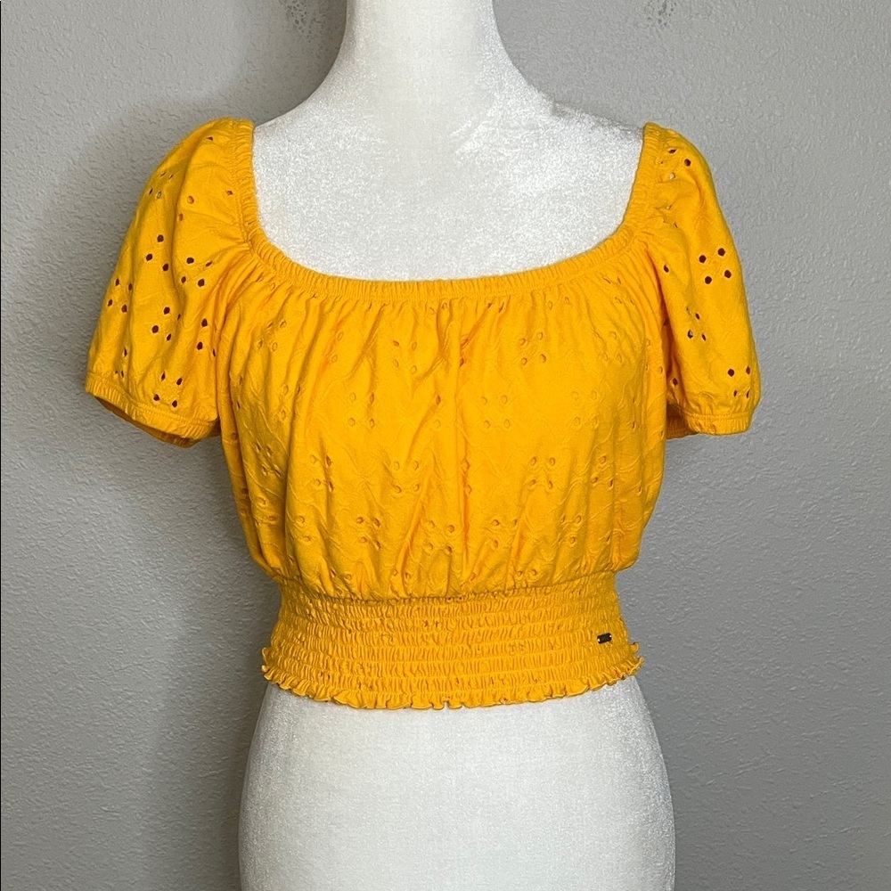 Hollister Eyelet Crop Top Yellow Size Small